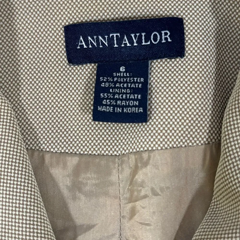 AnnTaylor 2 Piece Classic Minimalist Business Casual Tan Suit Blazer 6 Pants 10P - Picture 3 of 12